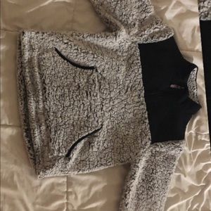 🔵NEVER WORN BOYS FLEECE PULL OVER